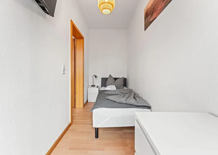 Appartement Chic With Parking Place Apolda