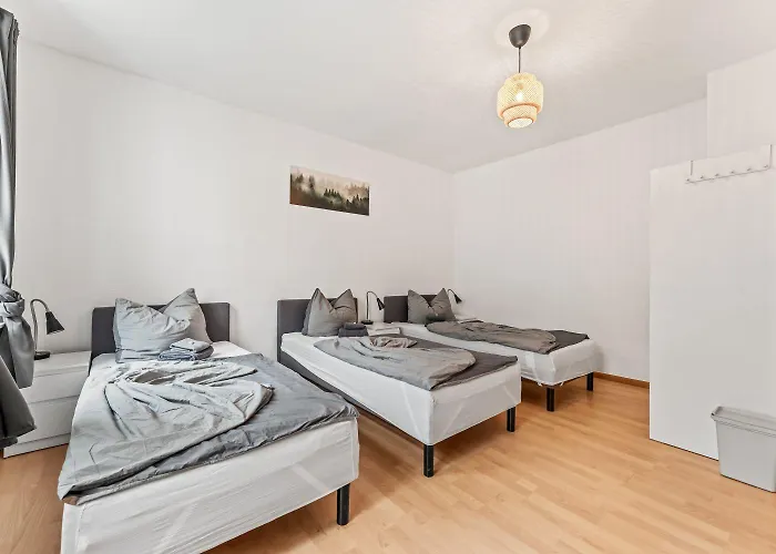 Chic With Parking Place