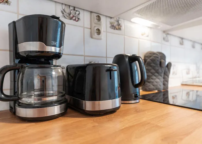 Chic With Parking Place *